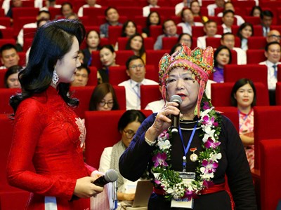 Đẩy mạnh phong trào thi đua yêu nước, biểu dương và tôn vinh các điển hình tiên tiến